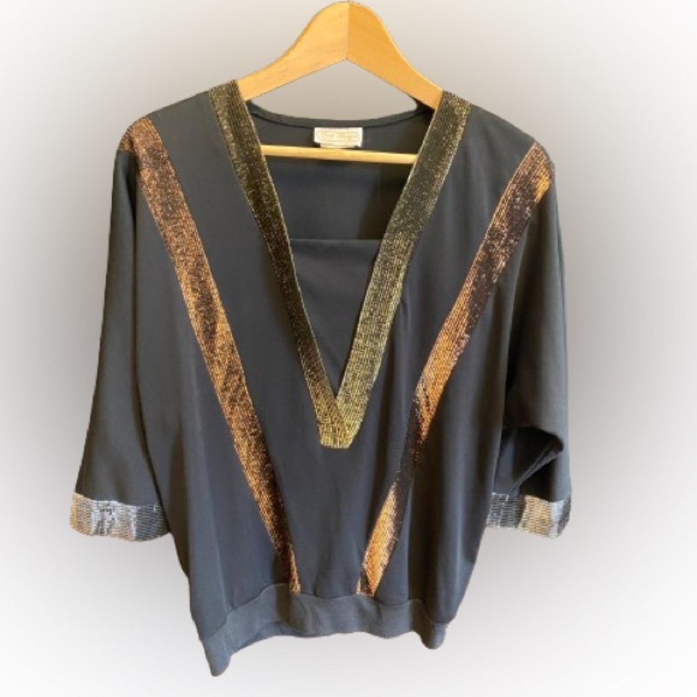 Fun vintage ‘80s embellished top